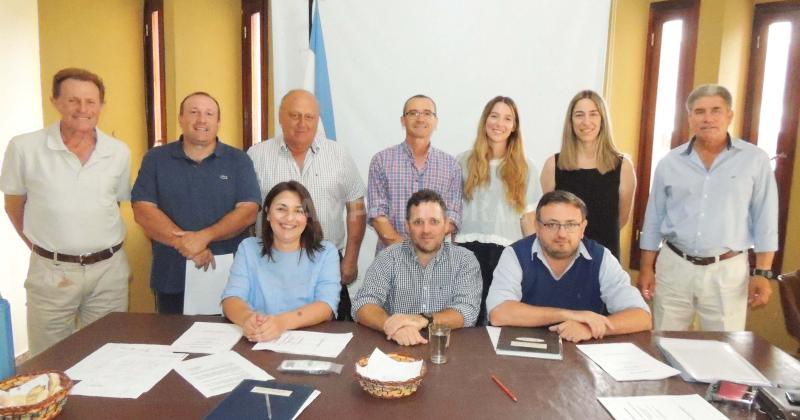 La Rural de Vera cerroacute el antildeo 