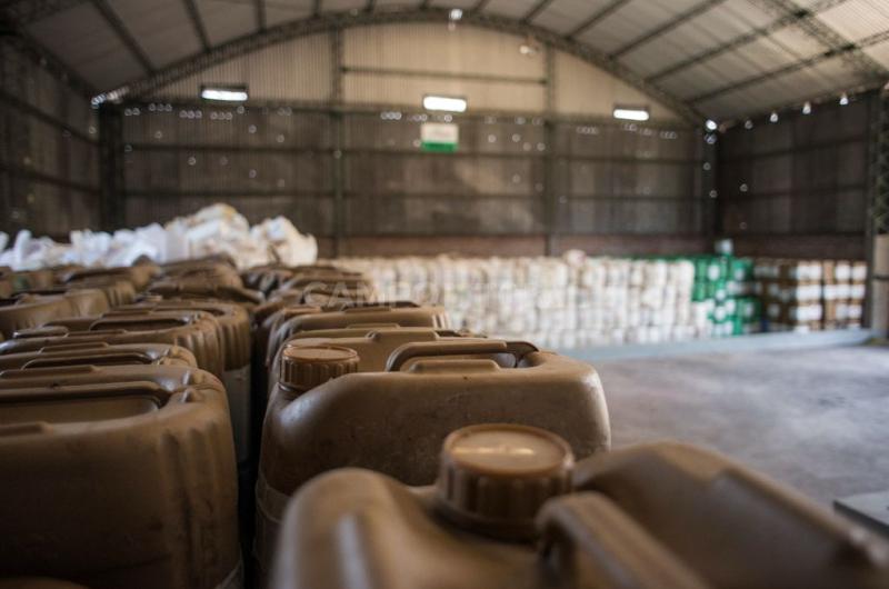 Se aproboacute en Santa Fe el sistema que permitiraacute recolectar y reciclar los envases vaciacuteos de fitosanitarios