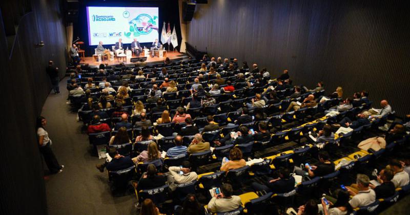 Sojeros en busca de reimpulsar el cultivo con la esperanza de siempre