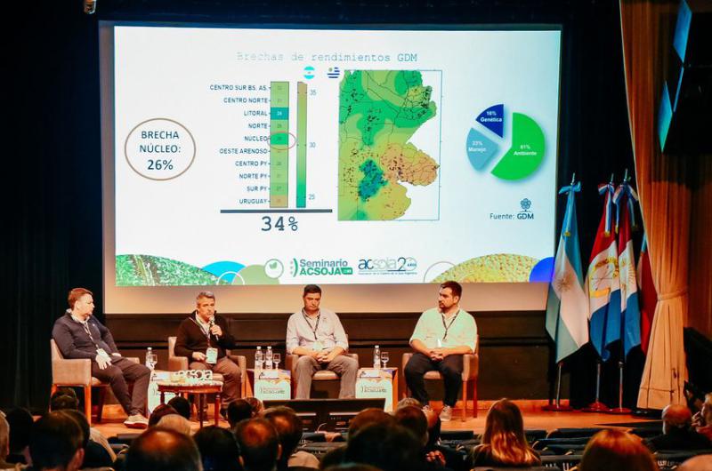 El reclamo por retenciones y los desafiacuteos de la campantildea sojera marcaron el Seminario Acsoja 2024