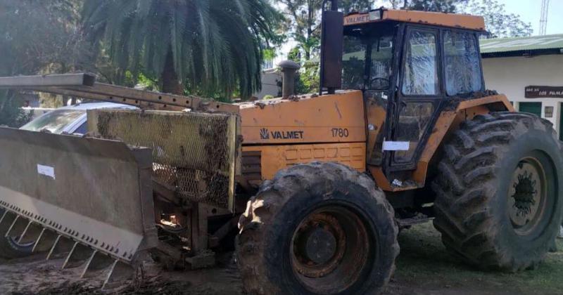 Recuperan en el departamento 9 de Julio dos tractores robados en San Cristoacutebal