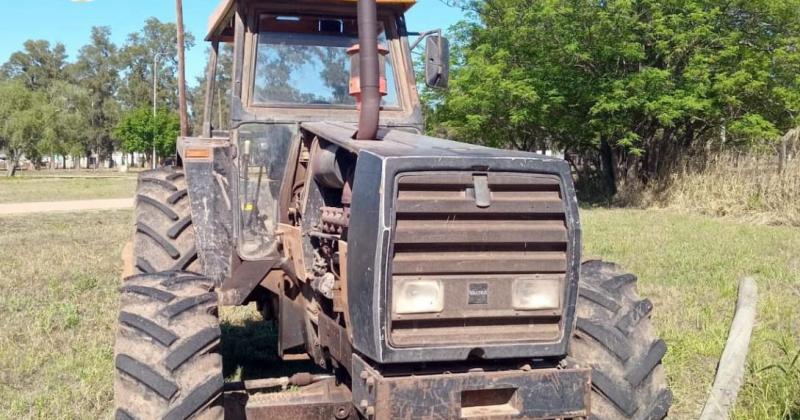 Recuperan en el departamento 9 de Julio dos tractores robados en San Cristoacutebal